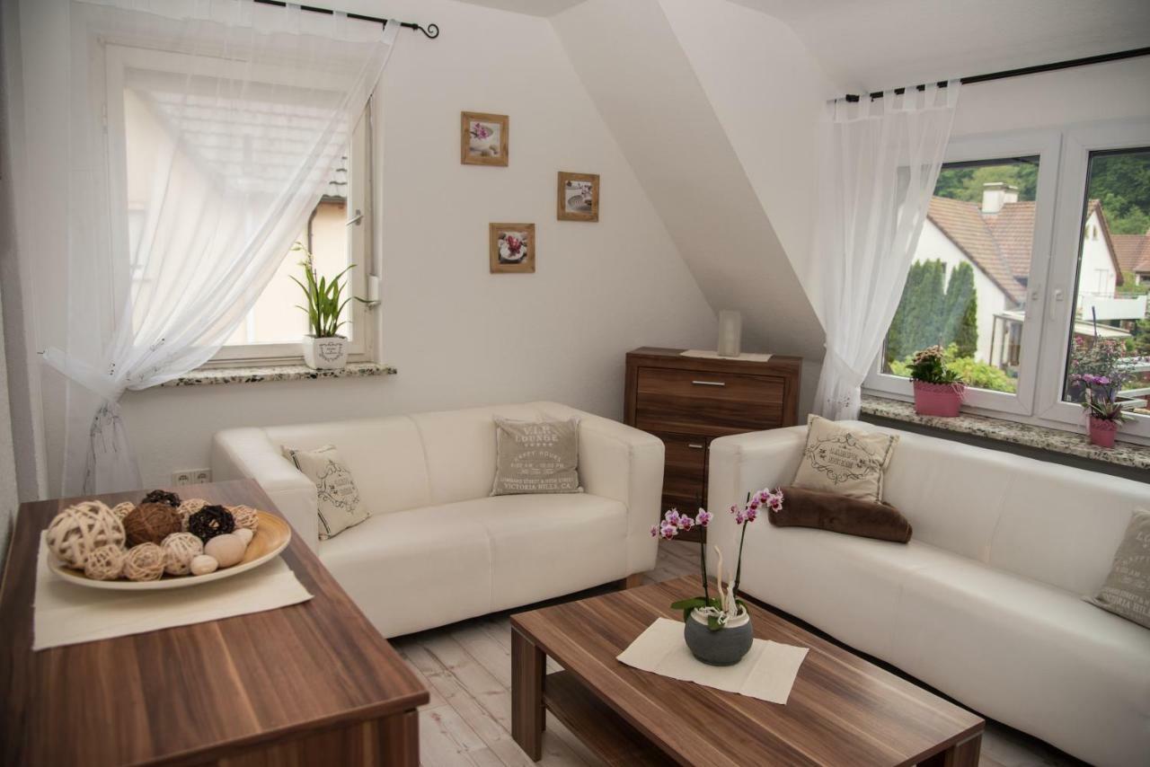 Ferienwohnung "Hirsch Huesli" Schopfheim Exterior foto